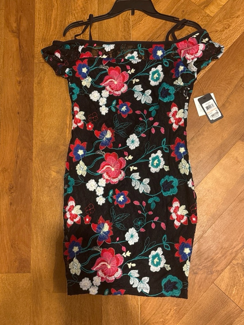 Guess Black One-Shoulder Floral Embroidered Bodycon Dress